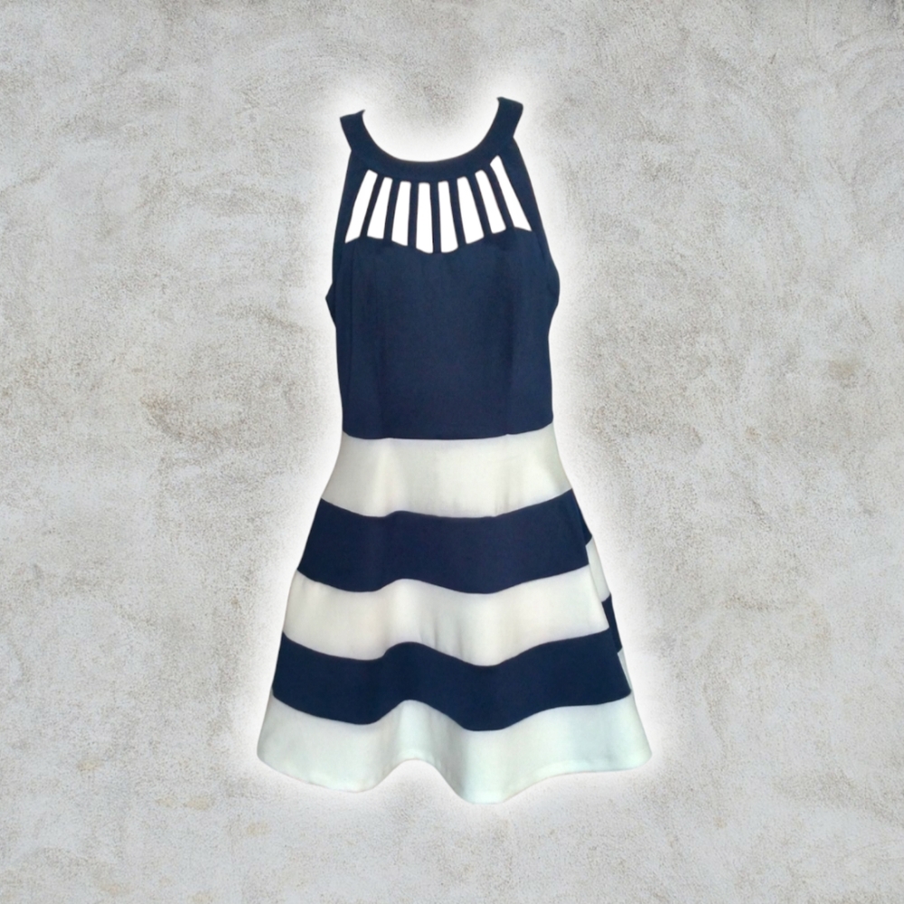 Ladies Sailor Dress NavyBlue &White Sleeveless Strapy Neckline Fit&Flare Size9